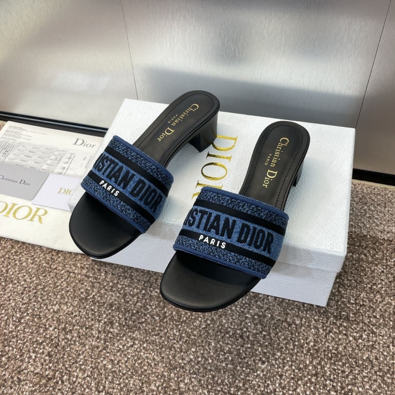 ch**an D*or slippers